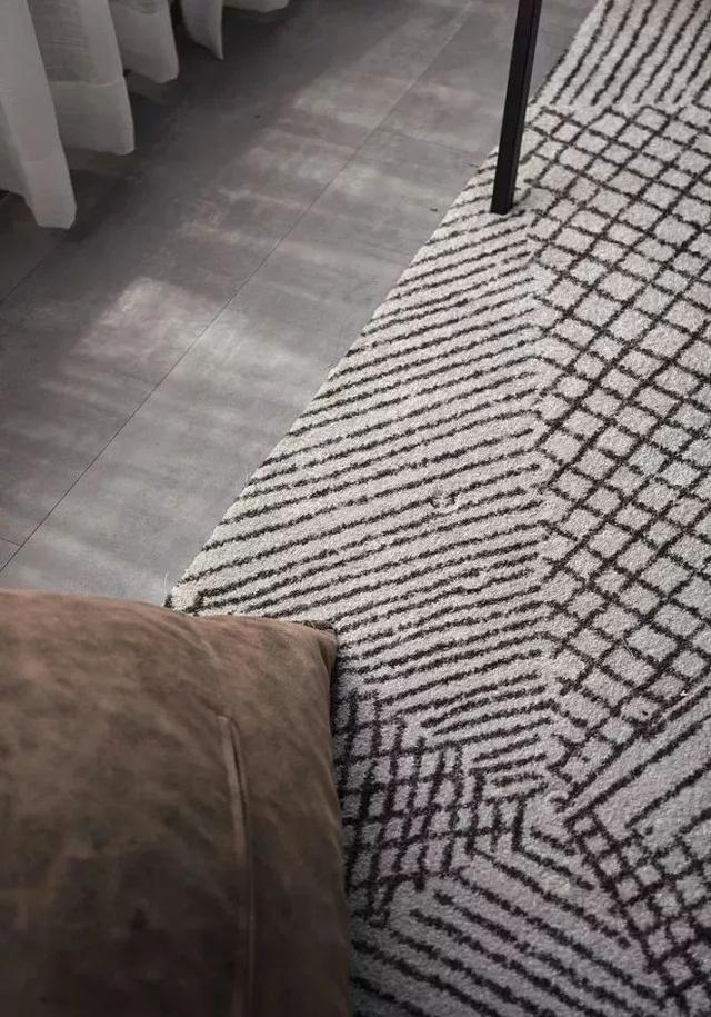 1573732786400619.jpg 23992094.jpg